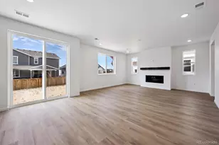 9187 Truckee Ct, Commerce City, CO 80022 - Photo 8