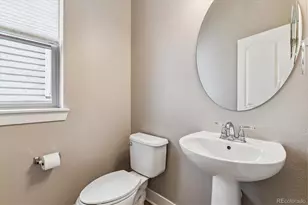 11336 E 27th Ave, Denver, CO 80238 - Photo 8