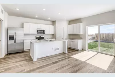 395 Wildflower Court, Bennett, CO 80102 - Photo 4