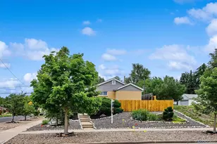 3560 N Steele St, Denver, CO 80205 - Photo 6