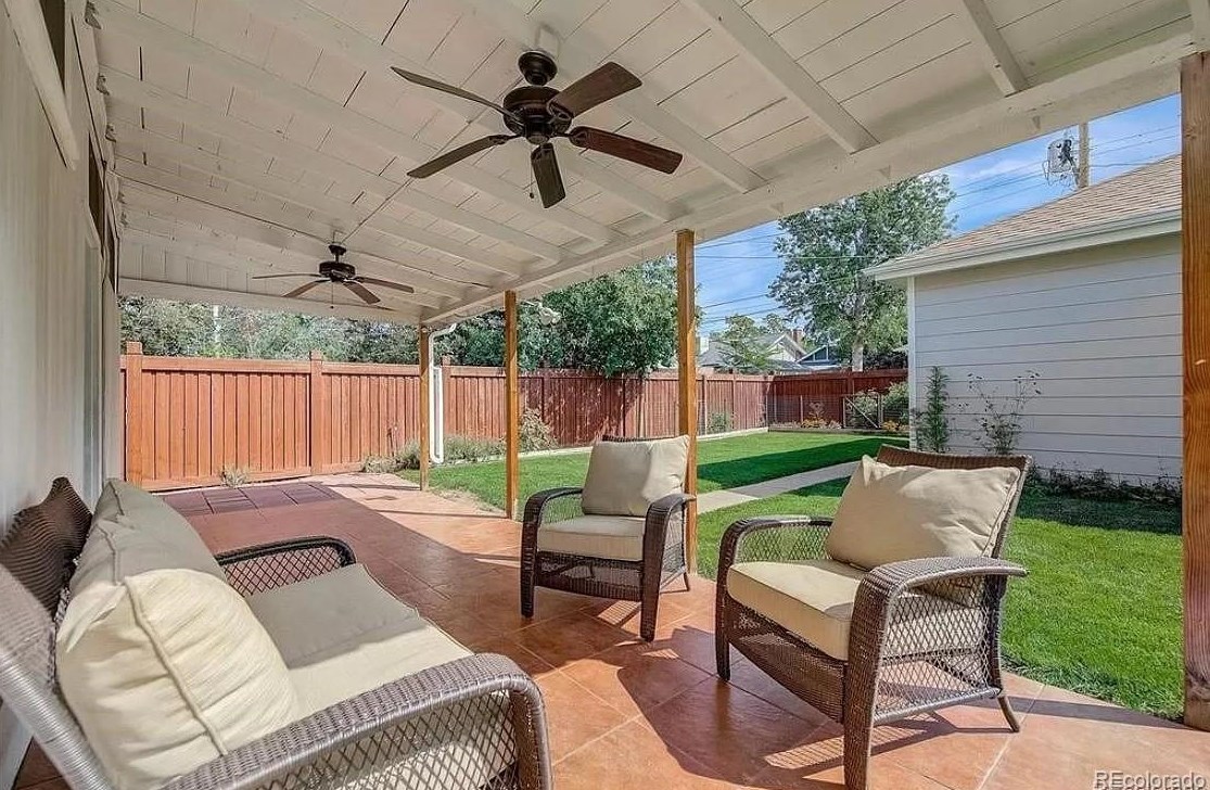 1590 Lincoln St, Denver CO  80203-1502 exterior
