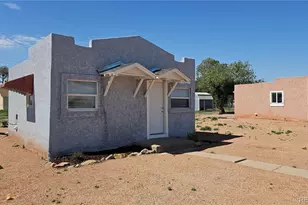 1922 W 22nd St, Pueblo, CO 81003 - Photo 2
