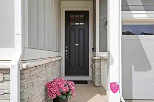 872 Goodrich Peak St, Erie, CO 80516 - Photo 2