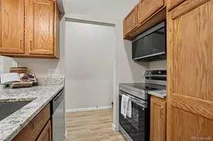467 S Memphis Way, Aurora, CO 80017 - Photo 4
