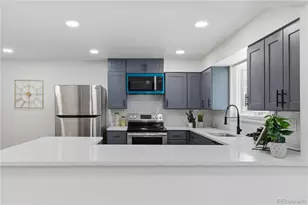 6033 Hoyt Ct, Arvada, CO 80004 - Photo 4