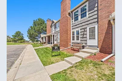 16901 E Chenango Avenue #D, Aurora, CO 80015 - Photo 2