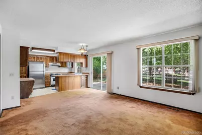 2439 W Kettle Circle, Littleton, CO 80120 - Photo 8