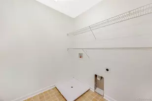 26070 E Davies Dr, Aurora, CO 80016 - Photo 20