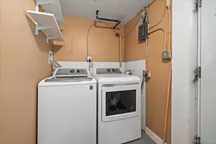 3040 Grape St, Denver, CO 80207 - Photo 16