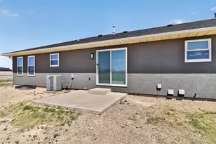 668 E Milt Dr, Pueblo, CO 81007 - Photo 6