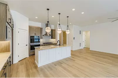 8942 S Riviera Way, Aurora, CO 80016 - Photo 10