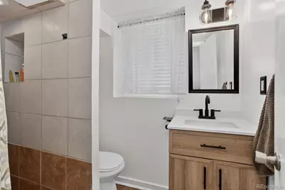 725 S Grant Street, Denver, CO 80209 - Photo 32