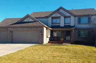 9268 Canyon Wren Ct, Highlands Ranch, CO 80126 - Photo 1