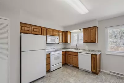 1182 Nucla Street, Aurora, CO 80011 - Photo 6