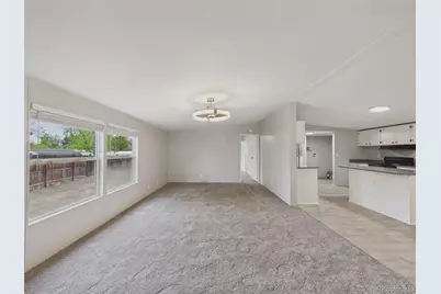 320 Glen Ayre Street, Dacono, CO 80514 - Photo 8