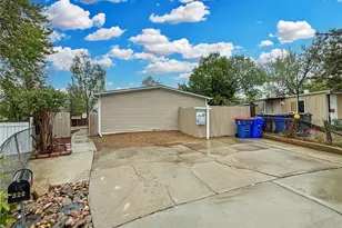 320 Glen Ayre St, Dacono, CO 80514 - Photo 2