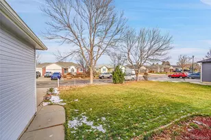 2558 Jarett Dr, Mead, CO 80542 - Photo 6