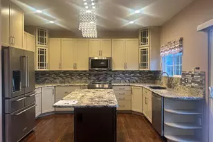 18869 E Berry Pl, Aurora, CO 80015 - Photo 2