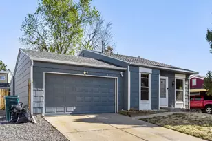 20765 E Buchanan Dr, Aurora, CO 80011 - Photo 32