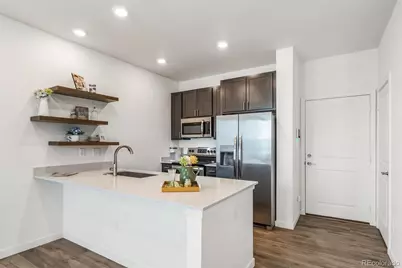 746 N Bersshine Court, Watkins, CO 80137 - Photo 14