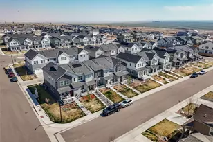 746 N Bersshine Ct, Watkins, CO 80137 - Photo 44