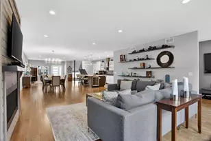 2635 S Acoma St, Denver, CO 80223 - Photo 14