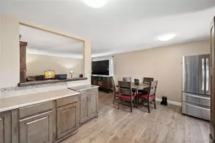 4264 S Biscay Cir, Aurora, CO 80013 - Photo 8