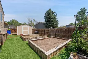 4264 S Biscay Cir, Aurora, CO 80013 - Photo 32