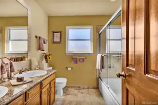 10909 E Maplewood Dr, Englewood, CO 80111 - Photo 24