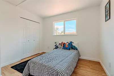 1854 S Naples Street, Aurora, CO 80017 - Photo 6