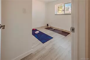 1854 S Naples St, Aurora, CO 80017 - Photo 12