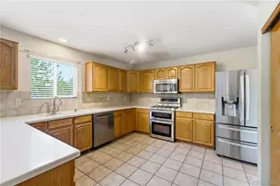 2105 E 127th Pl, Thornton, CO 80241 - Photo 12