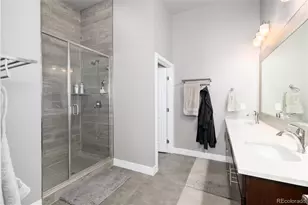 1733 Grove St, Denver, CO 80204 - Photo 18