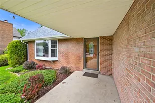 7827 S Newland St, Littleton, CO 80128 - Photo 4