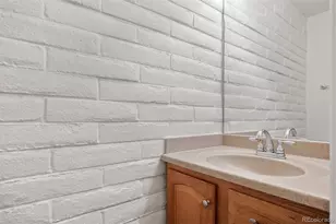 1060 S Parker Road, Denver, CO 80231 - Photo 16