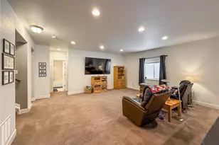 11472 Chambers Dr, Commerce City, CO 80022 - Photo 24