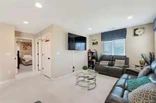 277 S Scottsburg Ct, Aurora, CO 80018 - Photo 14