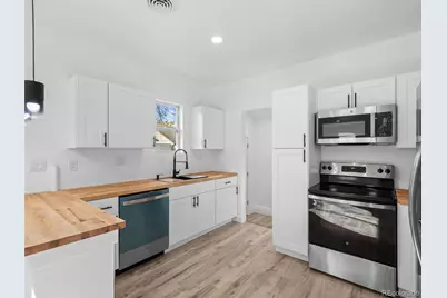 121 S 6th Avenue, Brighton, CO 80601 - Photo 10