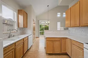 10335 Adams Pl, Thornton, CO 80229 - Photo 8