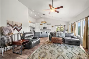 19663 Lindenmere Dr, Monument, CO 80132 - Photo 4