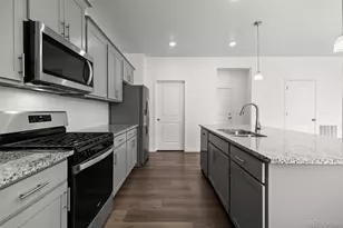 4633 Kipp Pl, Brighton, CO 80601 - Photo 4