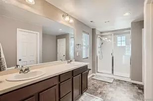 806 White Crow St, Aurora, CO 80018 - Photo 16
