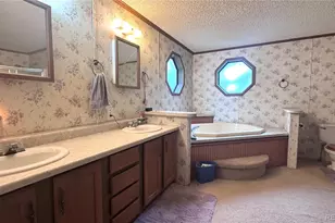 451 Highpoint Cir, Black Hawk, CO 80422 - Photo 18