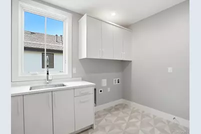 3330 E 4th Avenue, Denver, CO 80206 - Photo 32