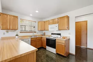 13139 Alcott Pl, Broomfield, CO 80020 - Photo 8