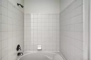 5733 N Gibralter Way, Aurora, CO 80019 - Photo 10