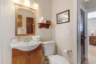 2140 S Corona St, Denver, CO 80210 - Photo 16