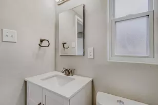 1067 Tucson St, Aurora, CO 80011 - Photo 18