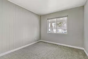 1067 Tucson St, Aurora, CO 80011 - Photo 18