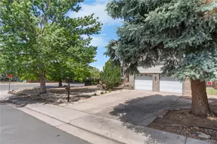 13105 E Idaho Pl, Aurora, CO 80012 - Photo 2